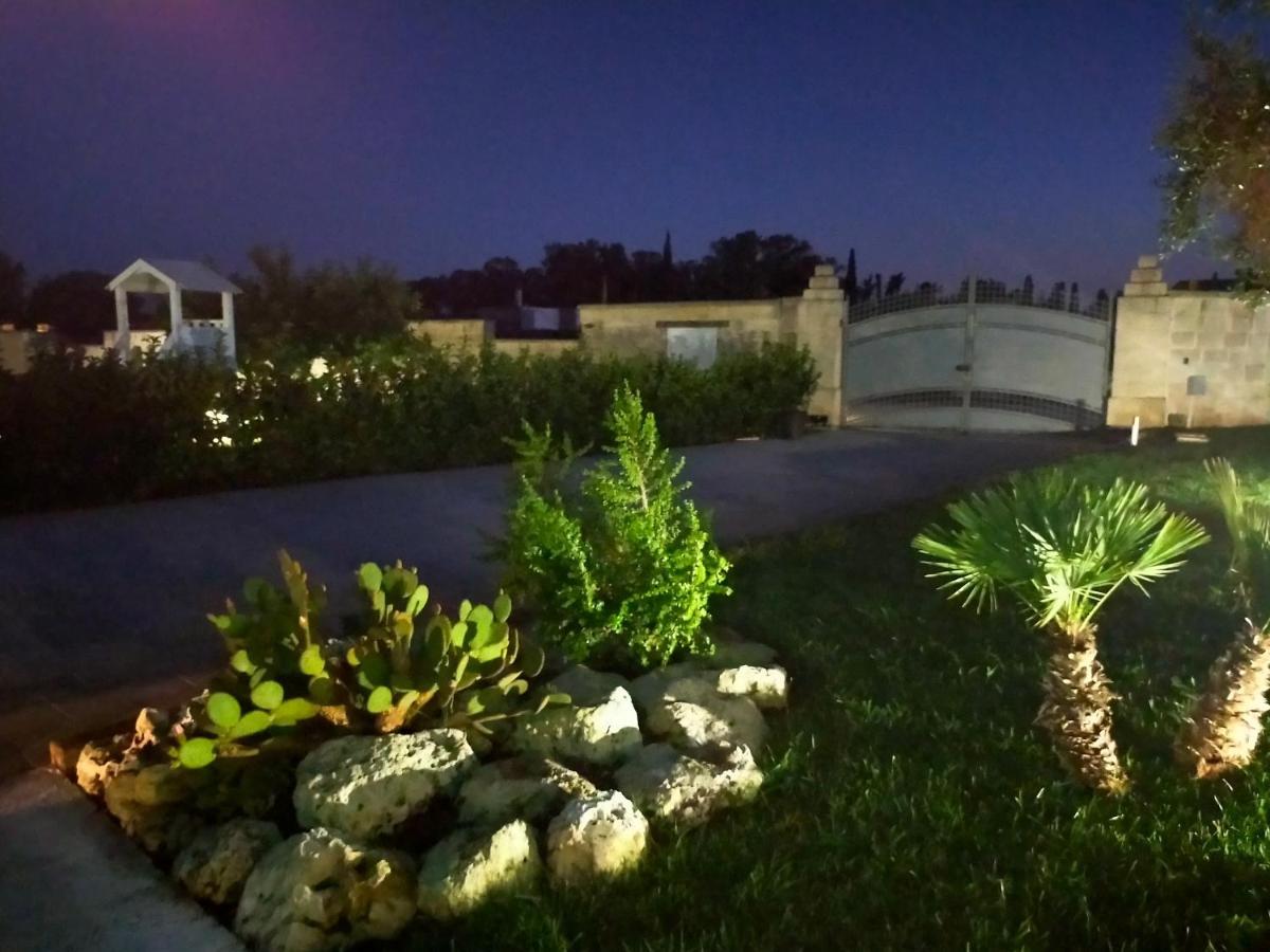 Il Giardino Deluxe Villa Lizzanello Dış mekan fotoğraf